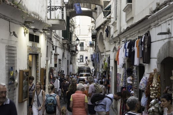Amalfi, Italien: voll mit Touristen, weil es tatsächlich schön ist