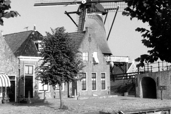 Sloten, Friesland, Niederlande, schönes Segelrevier auch für Anfänger, wenn man den Spott der Einheimischen  aushält.